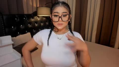 Snapshot of monstrouscockdivaontop chatting on January 2025 02:46:02 PM Ruthie online show from January 2025 02:46:02 PM