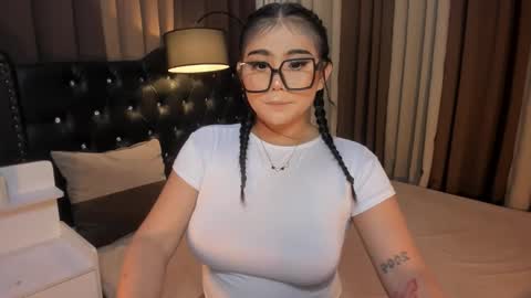 Snapshot of monstrouscockdivaontop chatting on January 2025 05:13:01 PM Ruthie online show from January 2025 05:13:01 PM