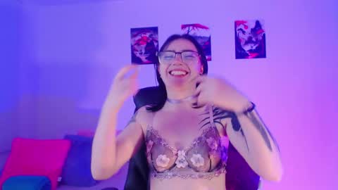 montreal_18 online show from February 2026 01:34:01 AM