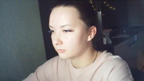 moodiemira online show from March 2026 03:50:02 PM