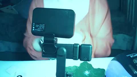 moodiemira online show from March 2026 07:40:01 PM