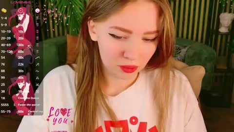 Snapshot of moon__bunny chatting on March 2026 12:49:02 PM Moon Bunny online show from March 2026 12:49:02 PM