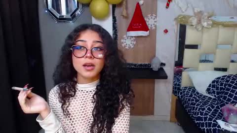 moon_and_fire_ online show from November 2025 12:11:02 AM