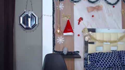 moon_and_fire_ online show from January 2026 06:38:02 AM