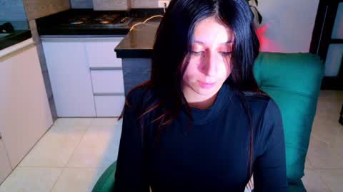 Snapshot of moon_blue222 chatting on December 2024 02:56:02 AM Tamara Bela your favorite lover from Colombia online show from December 2024 02:56:02 AM