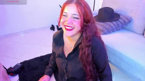 Snapshot of moon_shaddow chatting on April 2026 03:23:02 AM Moon online show from April 2026 03:23:02 AM