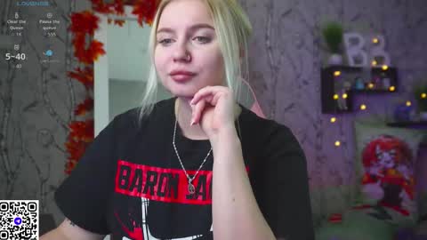 Emilia online show from October 2025 11:22:01 AM