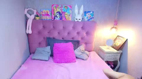 Charlotte online show from February 2026 06:52:01 PM