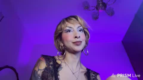 Cinna online show from October 2025 07:55:01 PM