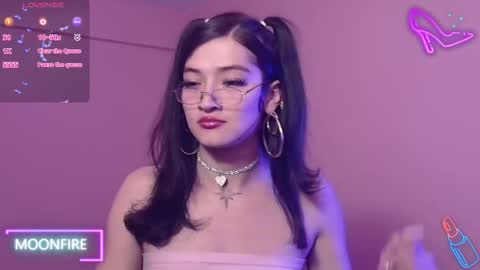 Nicky  online show from November 2025 04:12:02 AM