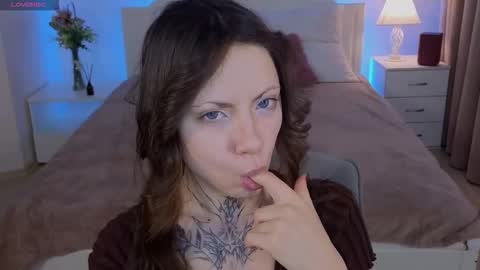 Erica online show from February 2026 10:25:01 AM