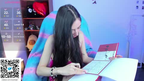 MOON  online show from January 2025 01:33:01 AM