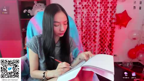 MOON  online show from February 2025 11:19:02 PM