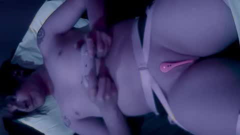 Moonless online show from November 2025 01:37:01 AM