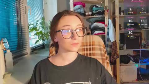 Snapshot of moonlight__lovers chatting on February 2025 12:56:01 PM Dana online show from February 2025 12:56:01 PM