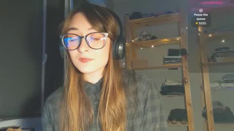 Snapshot of moonlight__lovers chatting on October 2025 08:40:02 PM Dana online show from October 2025 08:40:02 PM