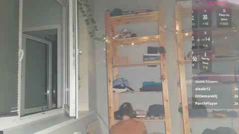 Snapshot of moonlight__lovers chatting on October 2025 10:52:02 PM Dana online show from October 2025 10:52:02 PM