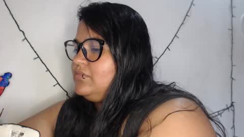 Moralito8a online show from May 2026 10:15:02 PM