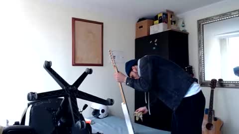 Abelardo online show from October 2025 05:46:01 PM