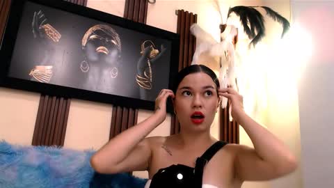 alexia online show from November 2025 07:02:02 PM