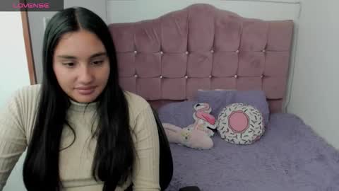 morena_rodriguez_9 online show from November 2025 07:15:02 PM