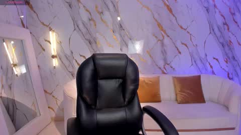 Morgan Hicks online show from January 2026 07:50:01 PM