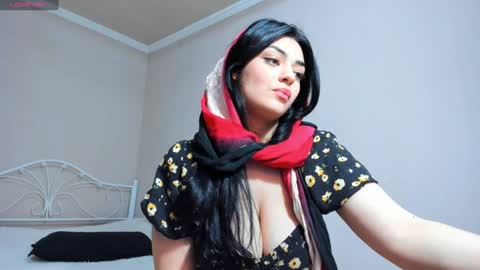 Snapshot of moroccan_diamond_ chatting on December 2024 05:00:02 PM Medina online show from December 2024 05:00:02 PM