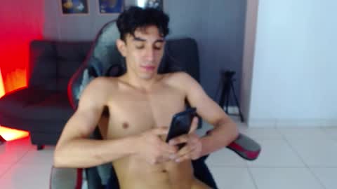 Snapshot of morrison_jimm chatting on March 2026 07:15:01 AM santii online show from March 2026 07:15:01 AM