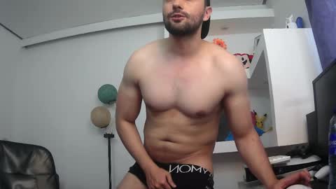 Moscow online show from May 2026 04:15:01 PM