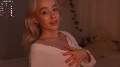 Snapshot of mother__of__dragons chatting on September 2025 10:20:01 PM Deni and Jett my weekly schedule online show from September 2025 10:20:01 PM