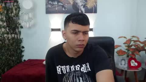 Mou Fly online show from September 2025 12:51:01 PM