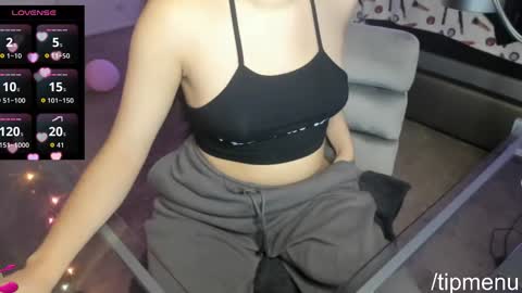 moxieXfoxie online show from March 2026 08:40:01 AM