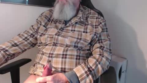 mr_boombastic2021 online show from February 2026 11:21:01 AM