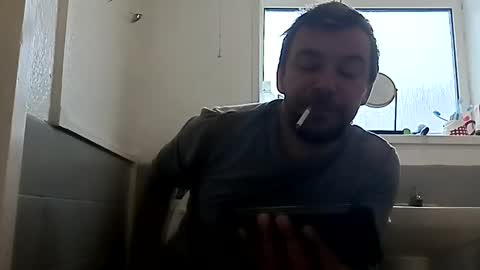 mr_i_ online show from February 2025 11:11:01 AM