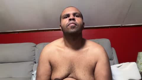 Snapshot of mr_irvin chatting on June 2026 07:02:01 AM mr_irvin online show from June 2026 07:02:01 AM