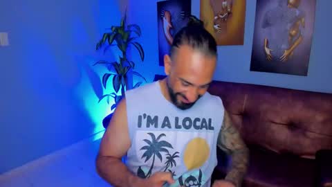Snapshot of mr_maik22 chatting on October 2025 06:38:02 PM mr_maik22 online show from October 2025 06:38:02 PM
