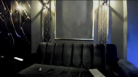 mr_maximo online show from September 2025 05:18:02 AM