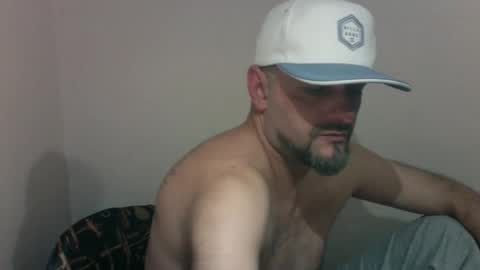 Mr. Magico online show from October 2025 10:01:01 PM