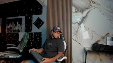 mr_mois online show from July 2026 06:08:01 AM