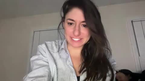 Mr  Mrs Glitter online show from February 2026 08:24:01 AM