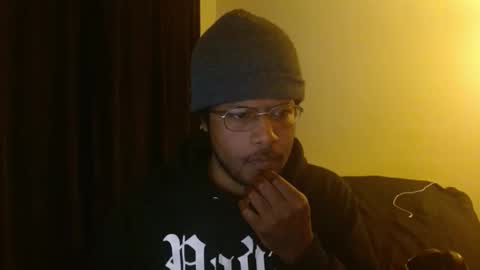 Snapshot of mr_nobody_100 chatting on January 2026 10:43:01 AM mr_nobody_100 online show from January 2026 10:43:01 AM