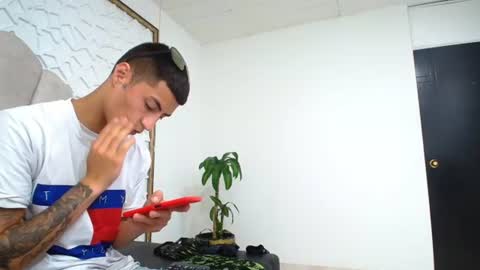 Mr Porn  online show from June 2026 08:33:02 PM