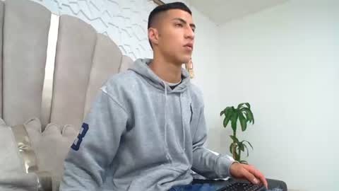 Mr Porn  online show from June 2026 02:09:01 PM