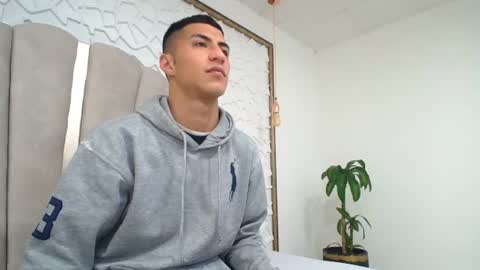 Mr Porn  online show from June 2026 01:48:01 AM