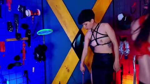 Sadistic online show from November 2025 04:29:02 AM