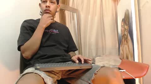 mr_stiven_ online show from November 2025 02:13:02 AM