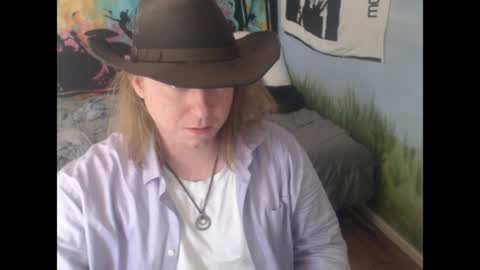 mr_strawberry online show from March 2026 04:54:02 PM