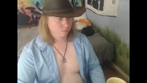 mr_strawberry online show from March 2026 06:35:02 PM