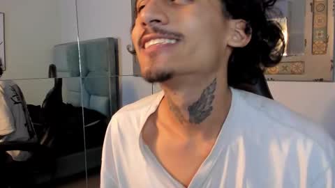 MR online show from November 2025 02:44:01 AM