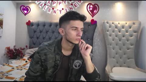 Snapshot of mr_williseo chatting on February 2025 08:00:01 PM williseo online show from February 2025 08:00:01 PM